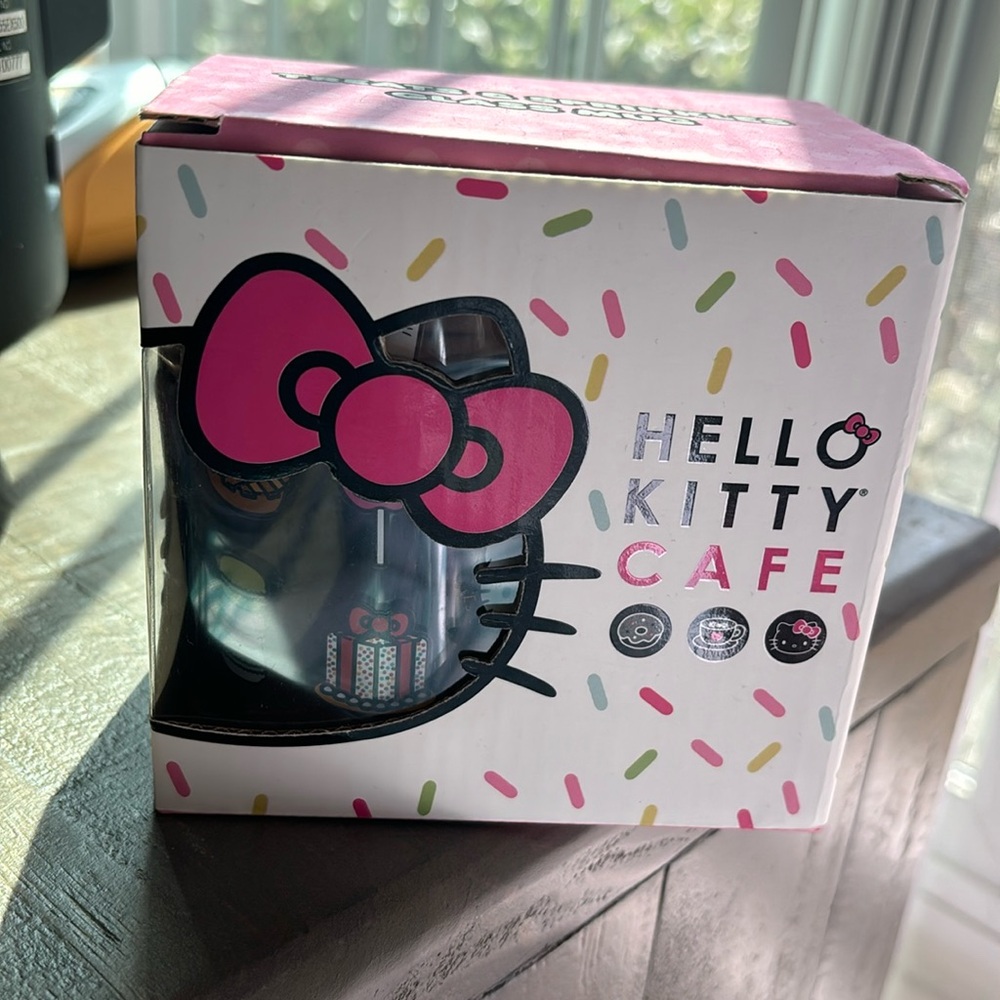 Hello Kitty café